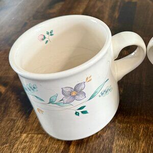 Set of 2 VINTAGE Pfaltzgraff 'April' Stoneware Mugs 8 fl. oz